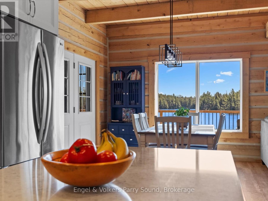 201 Loch Erne Road, Vowel Lake