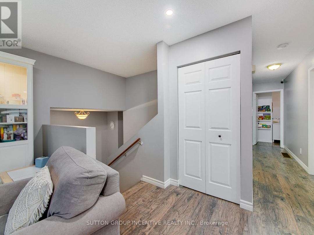 389 HIGH STREET, 