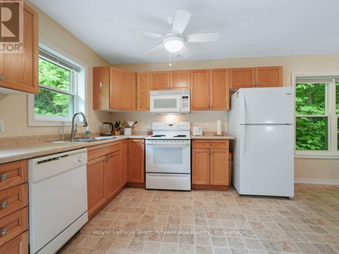5 - 25 SEGUIN PLACE DRIVE, 