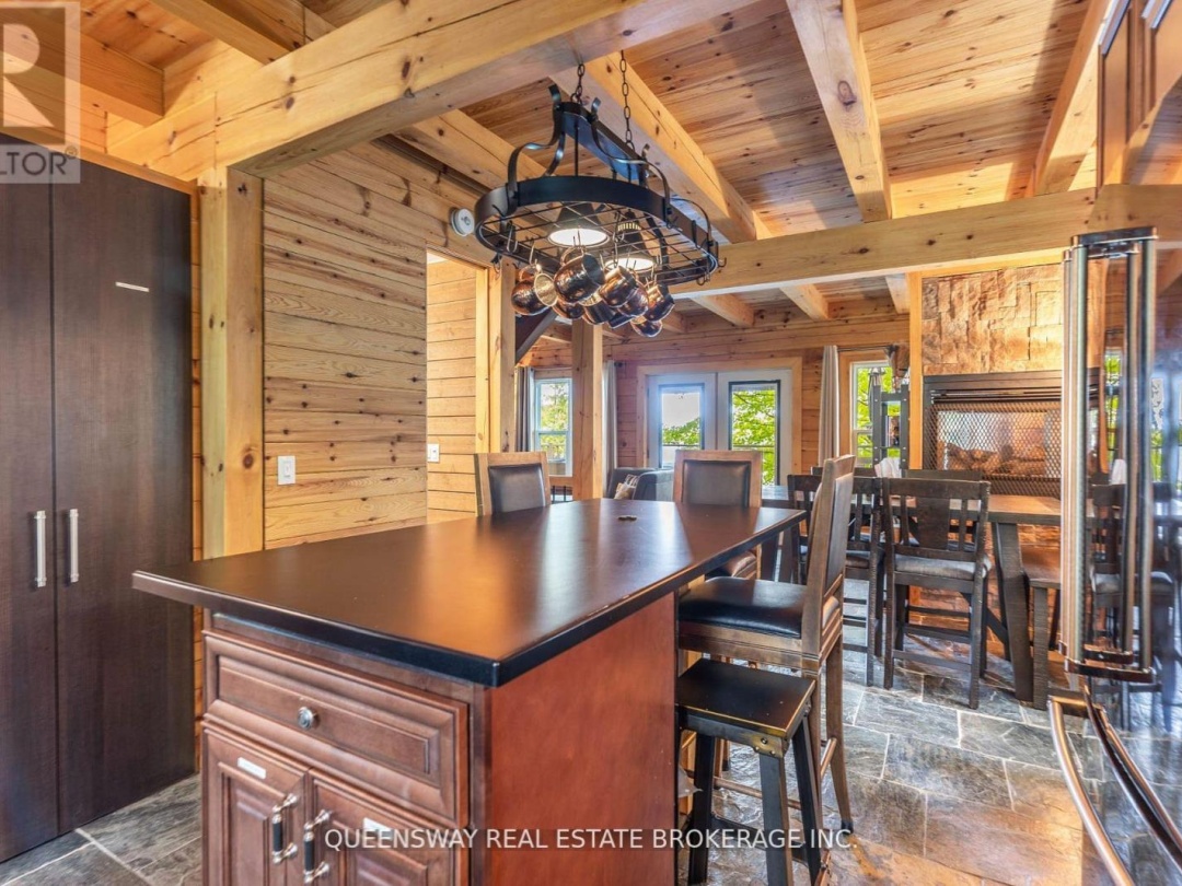 1280 BLACK BEACH LANE, Dalrymple-south Lake