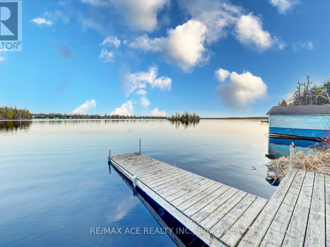 1308 Portage Road, Mitchell Lake