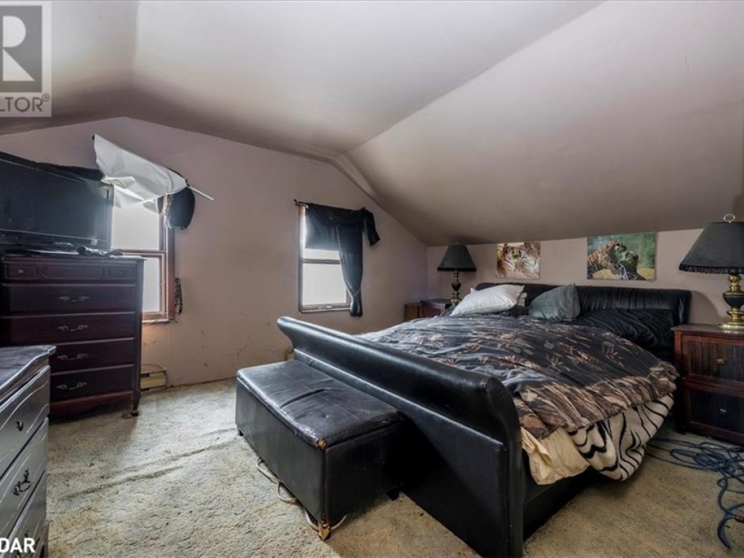 72 King Street, Kawartha Lakes