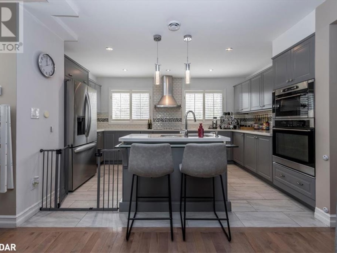 100 Laguna Pky Parkway Unit# 8, Lake Simcoe