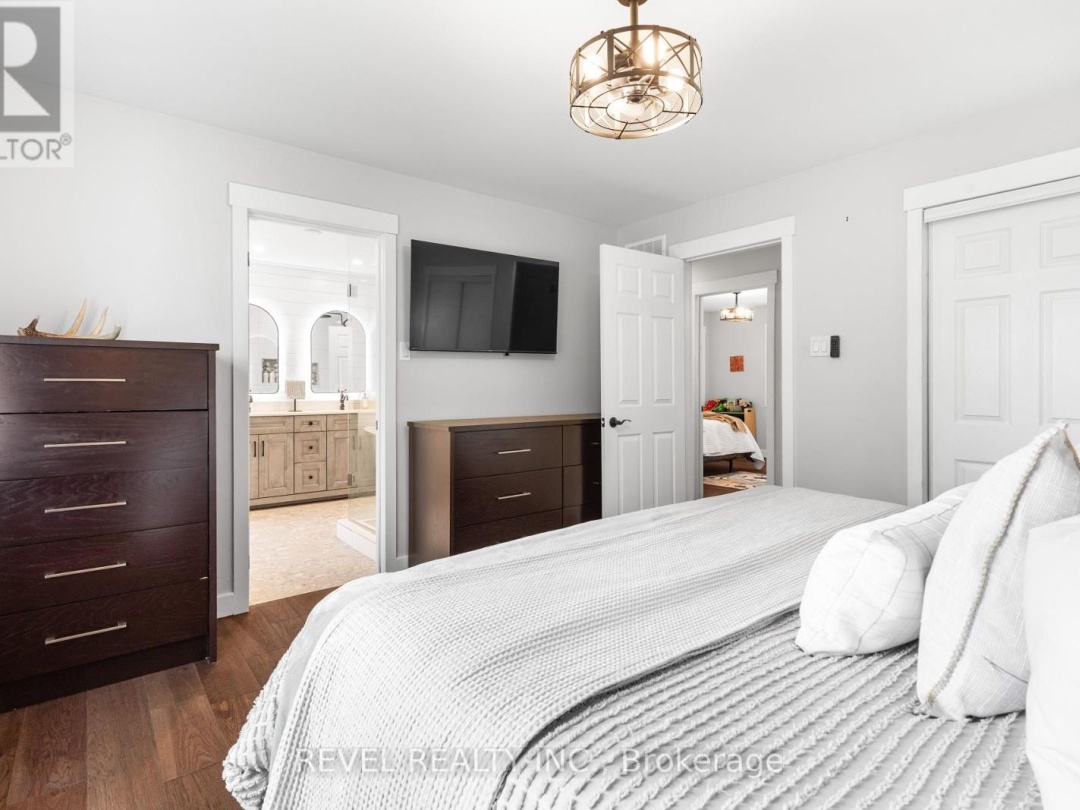 4 AINO BEACH ROAD, 