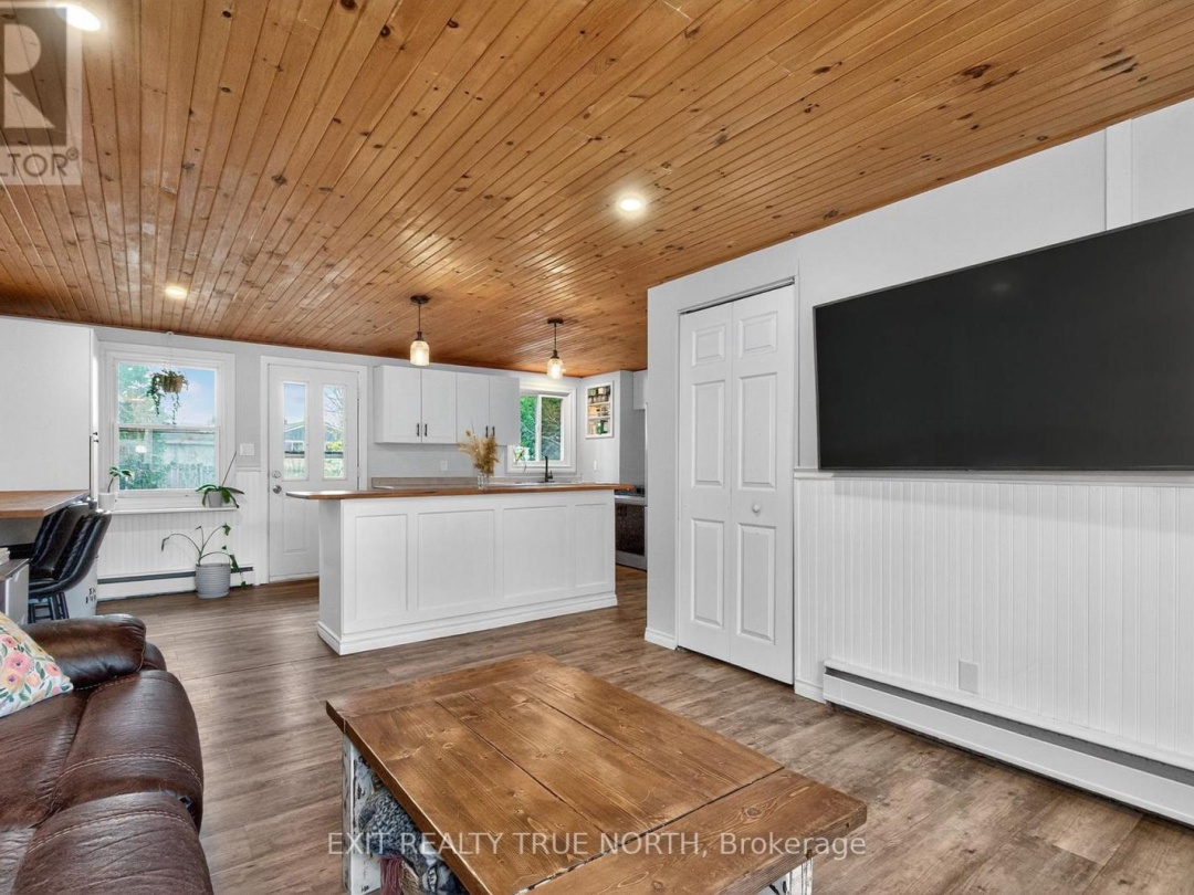 152 HOLDITCH STREET, 