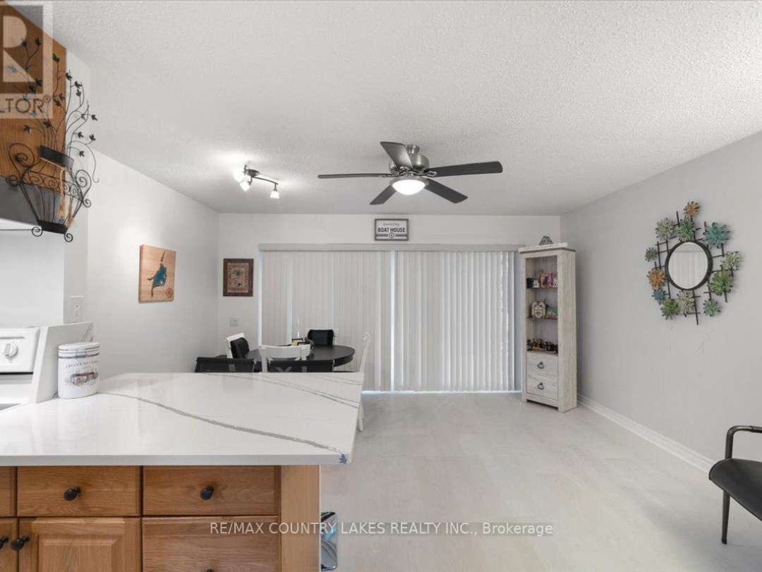 9 3 Paradise Boulevard, Lake Simcoe