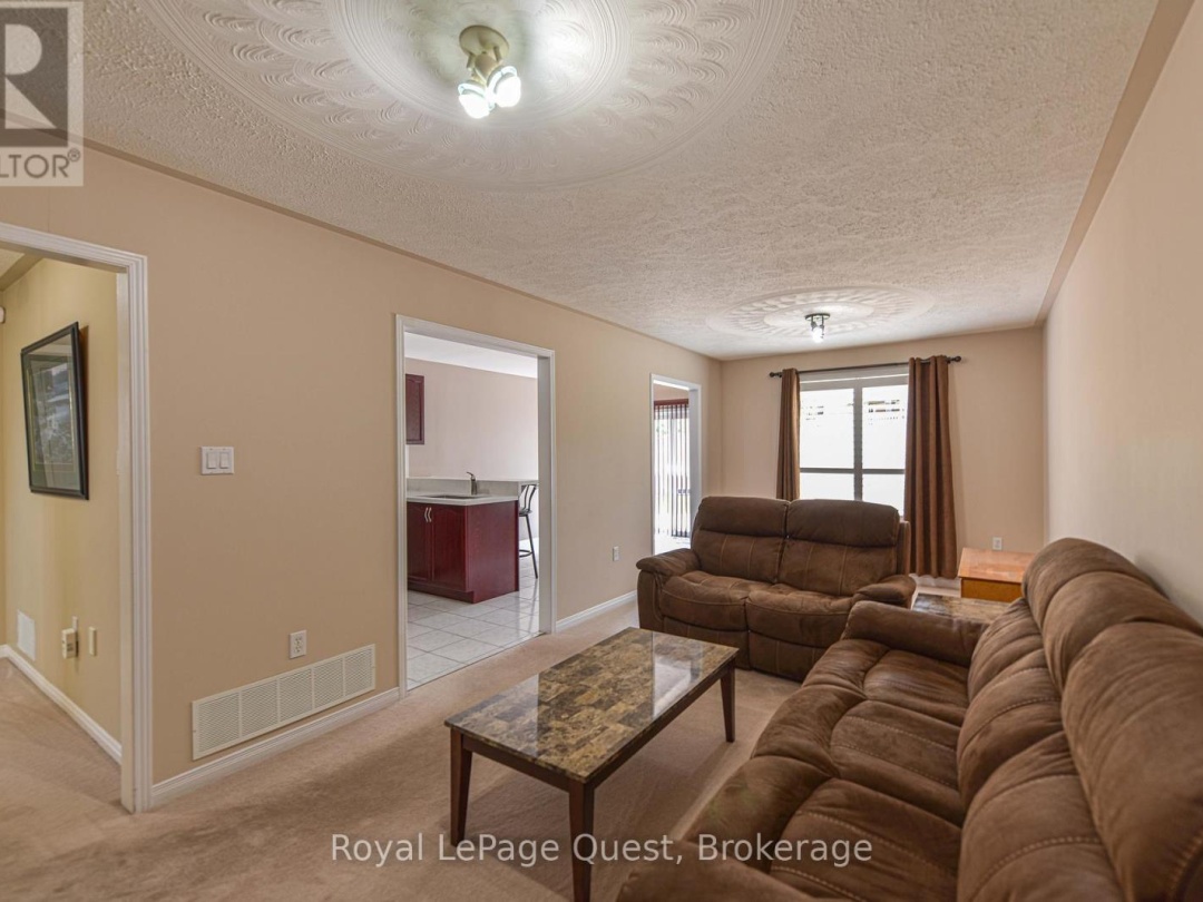62 VANESSA DRIVE, 