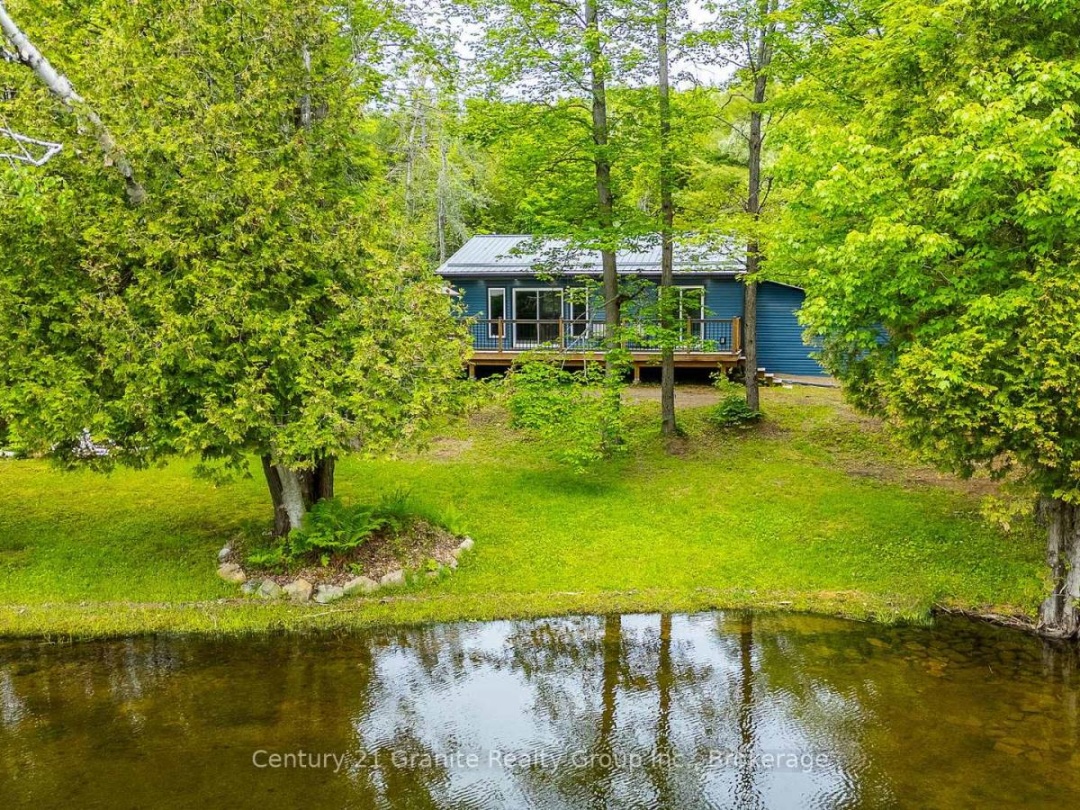 86 BOYCE TRAIL, 