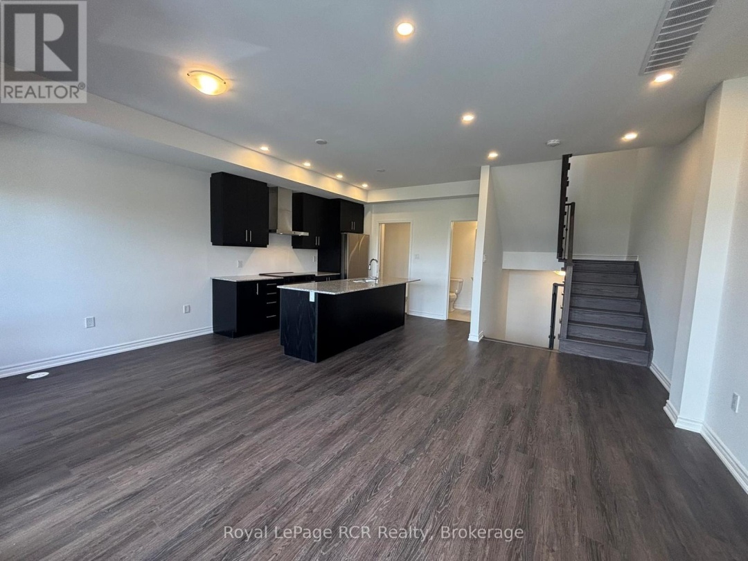 150 ELGIN STREET, Orillia