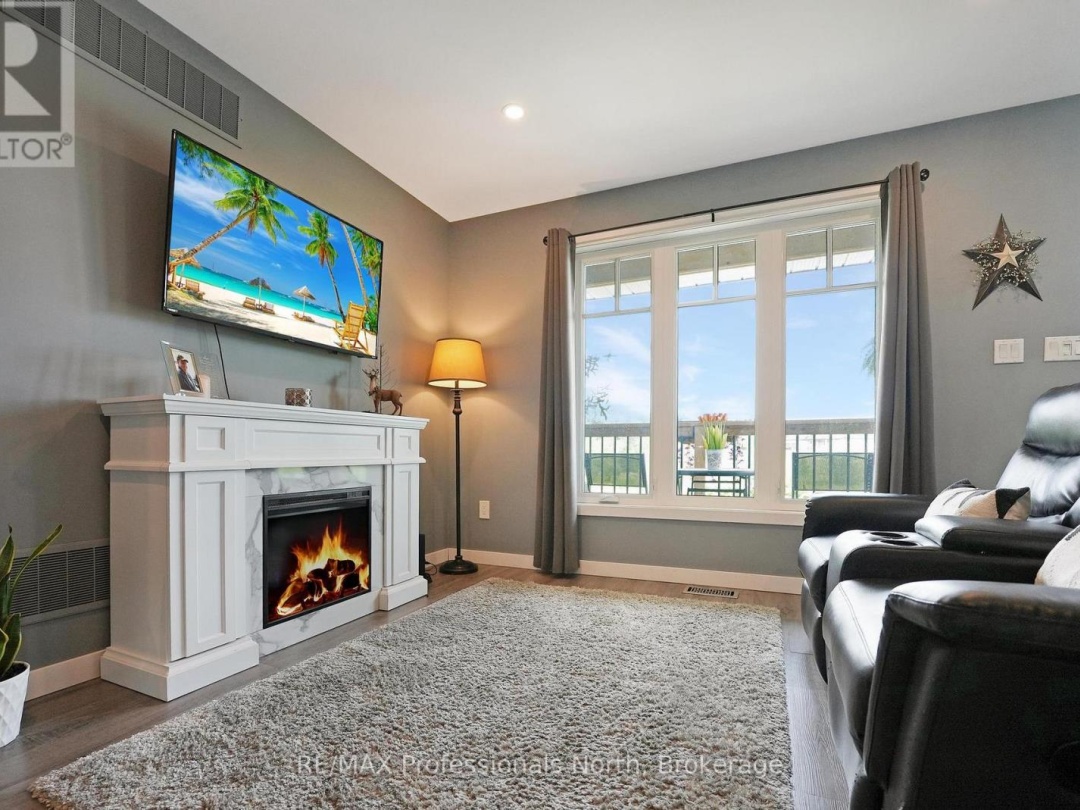64 WINDOVER DRIVE, 