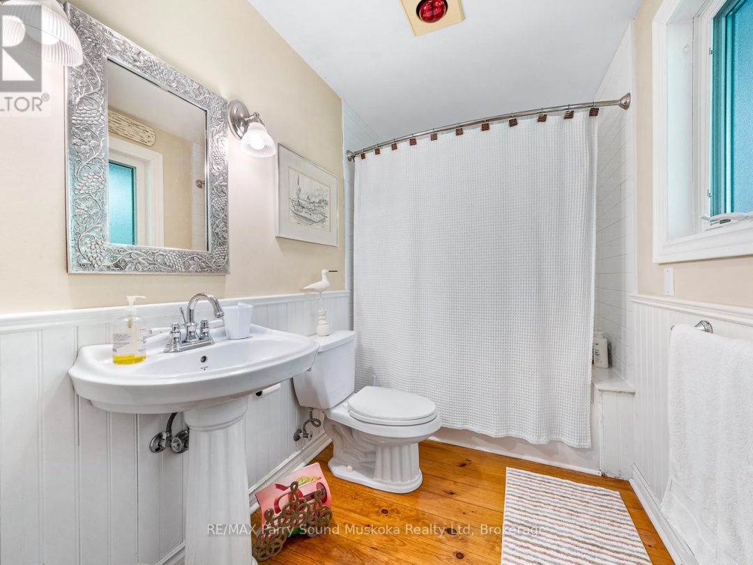 3 Maureen Drive, Little Whitefish Lake