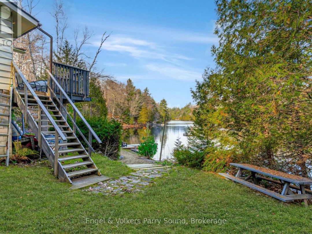 27 Lower Lane, Otter Lake