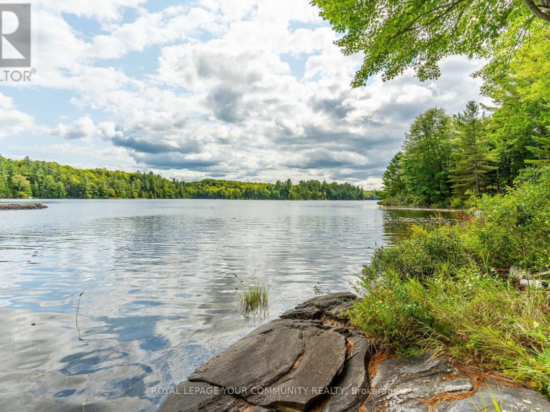 1031 Obelisk Trail, Davis Lake