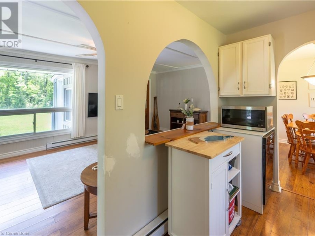 25 BAYVIEW ESTATE Road, 