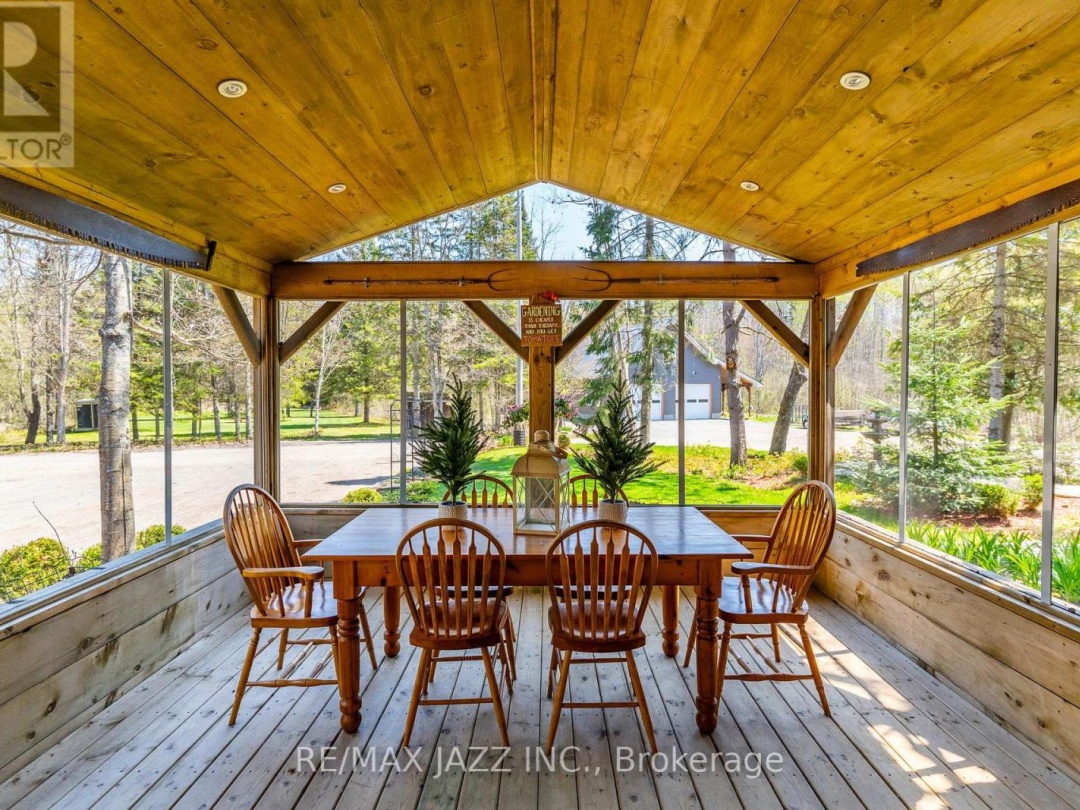 1092 Briscoe Drive, Kushog Lake