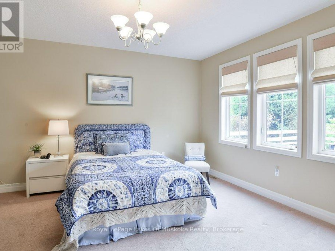 12 PHEASANT RUN, 