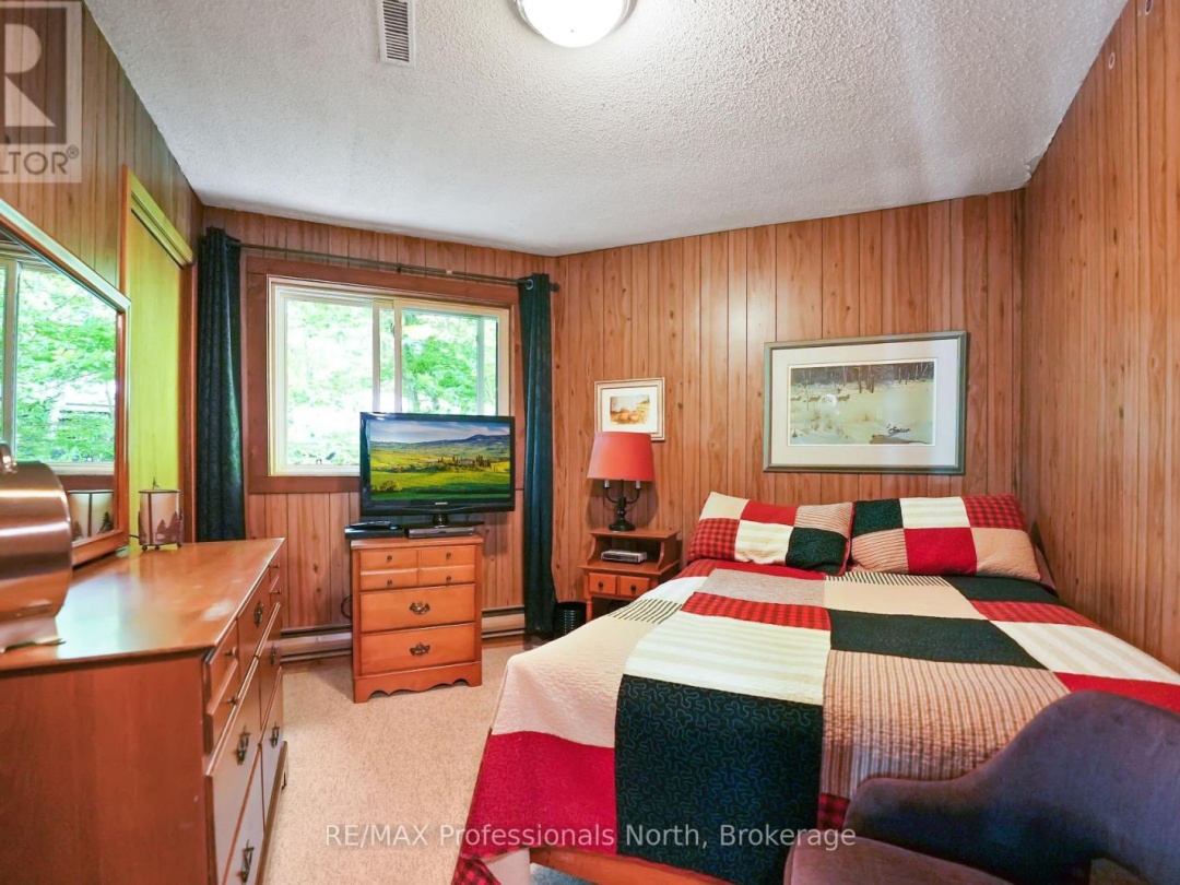 1511 WENONA LAKE ROAD, 