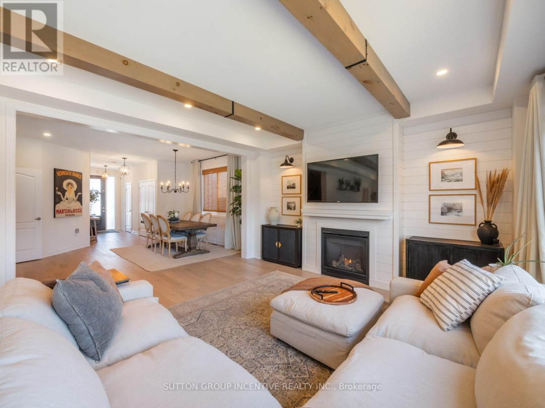 3007 Annalysse Drive, Orillia