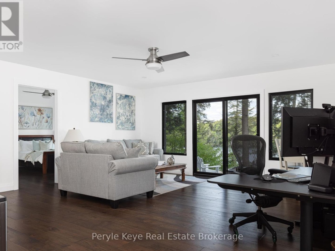 86 CLAREN CRESCENT, 