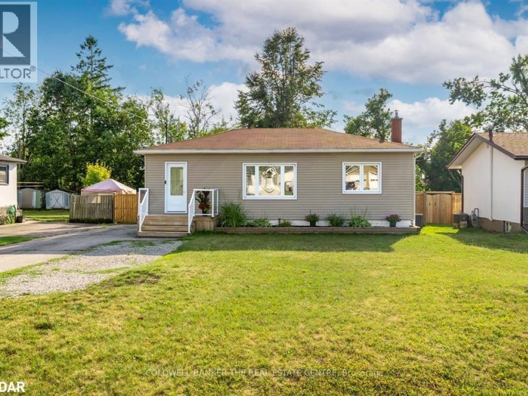 7 LEACH Street, 