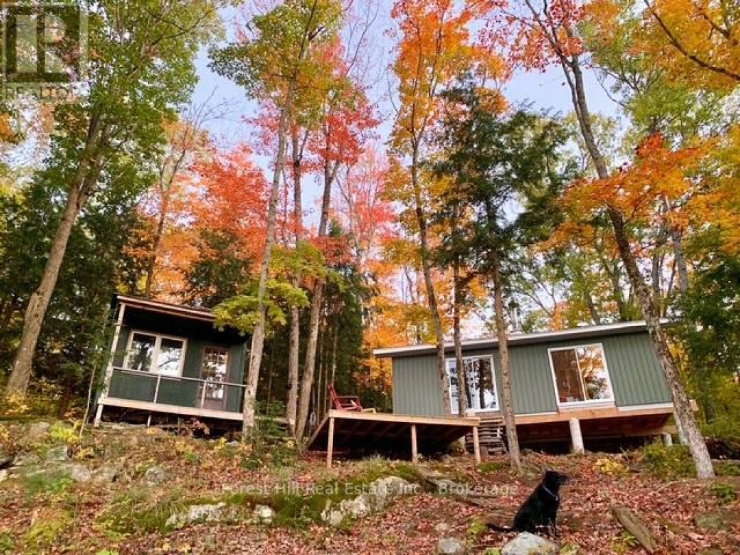 60 HAWKSVIEW LANE, 