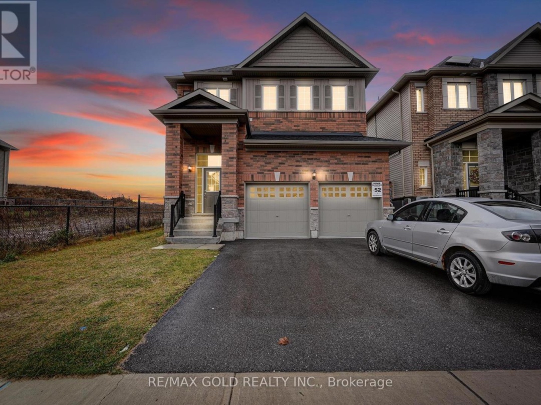 84 ATLANTIS DRIVE W, 