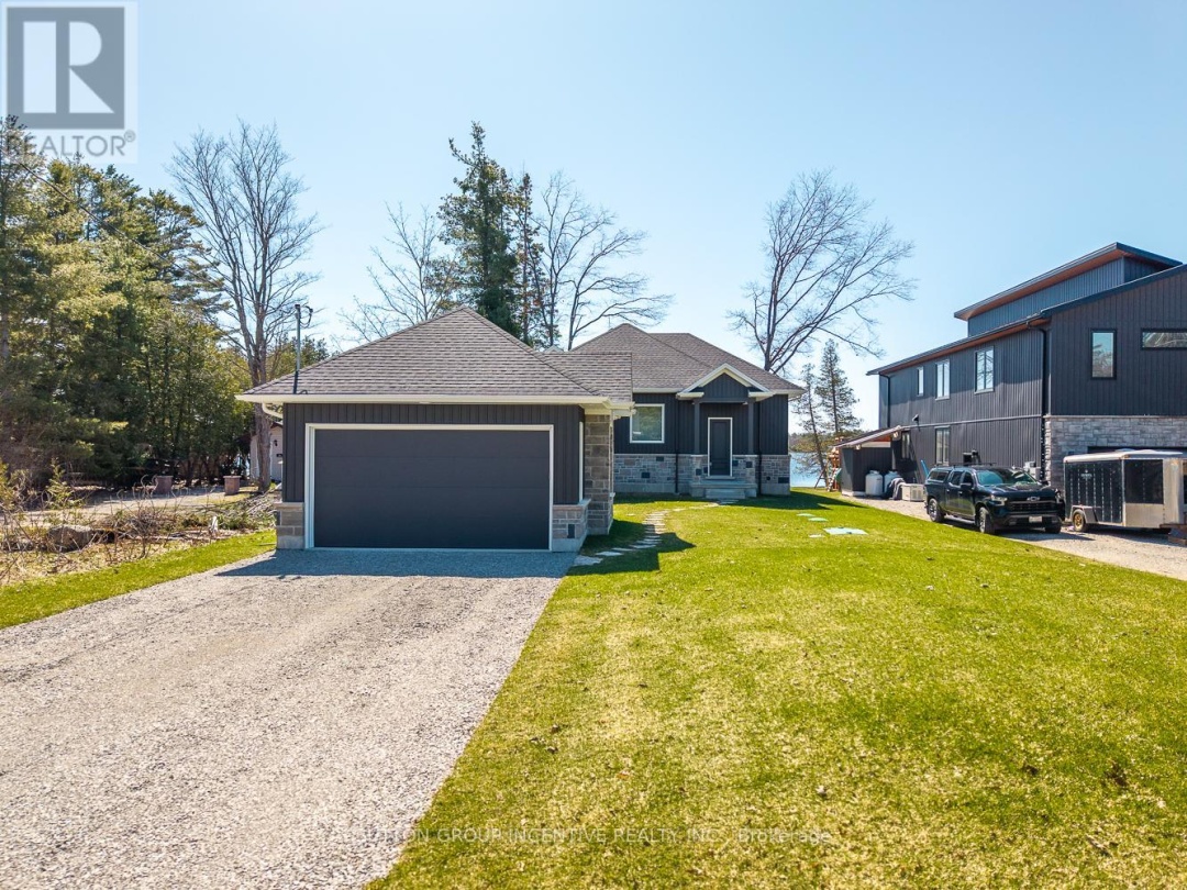 3331 Lake St George Boulevard, St George Lake