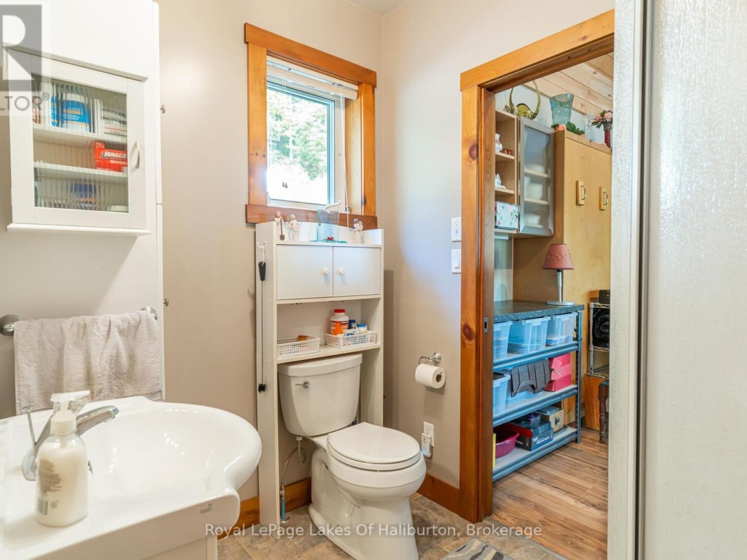 48 RUSSELL DRIVE, White Lake