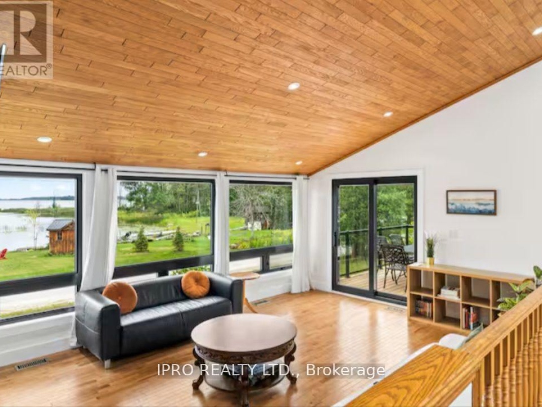 39 LONG POINT ROAD, 
