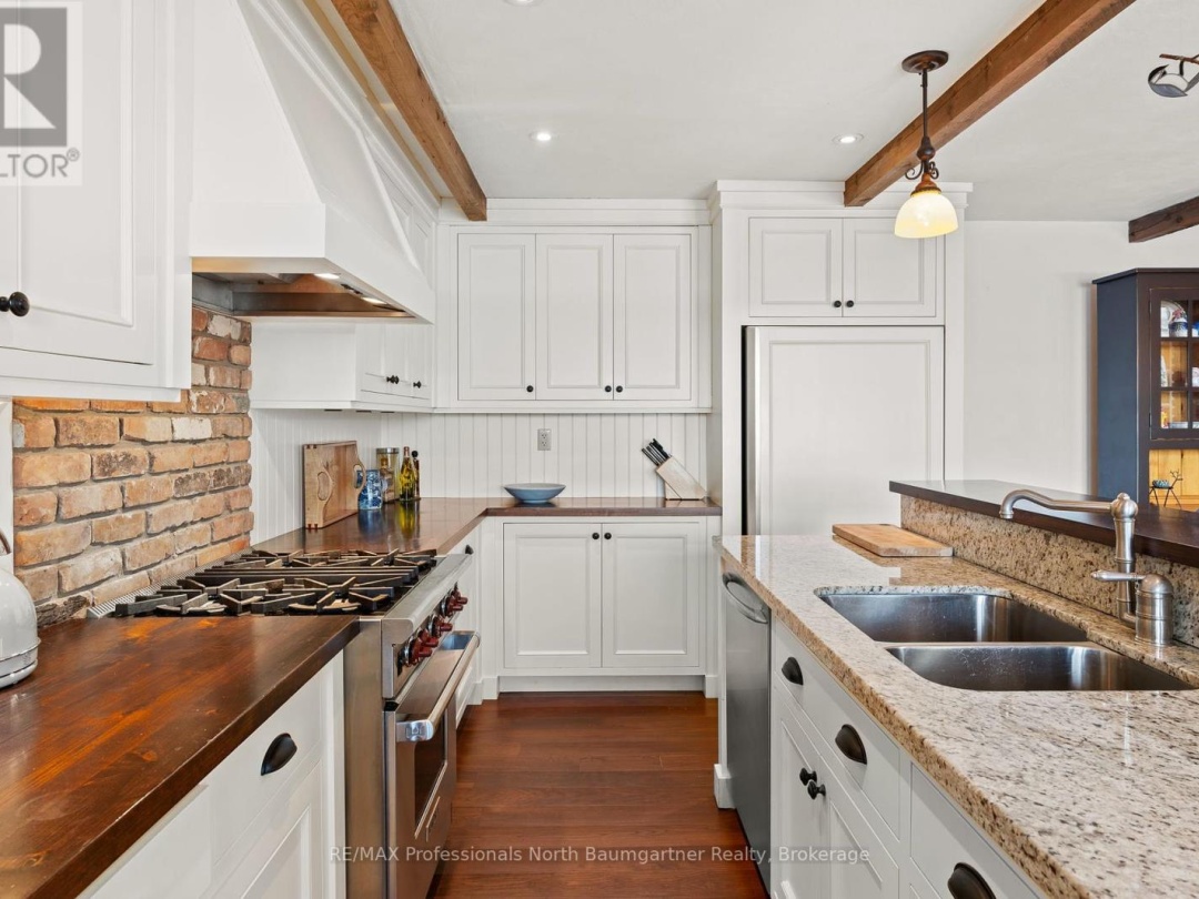 2455 BLAIRHAMPTON ROAD, 