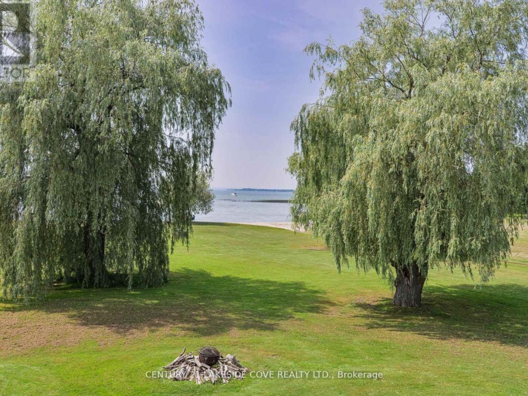 Unit 27 1 Paradise Boulevard S, Lake Simcoe