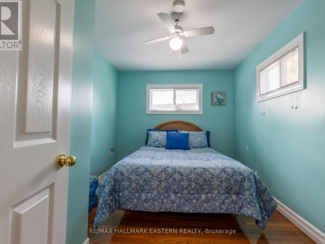 4 Hollyville Boulevard, Sturgeon Lake