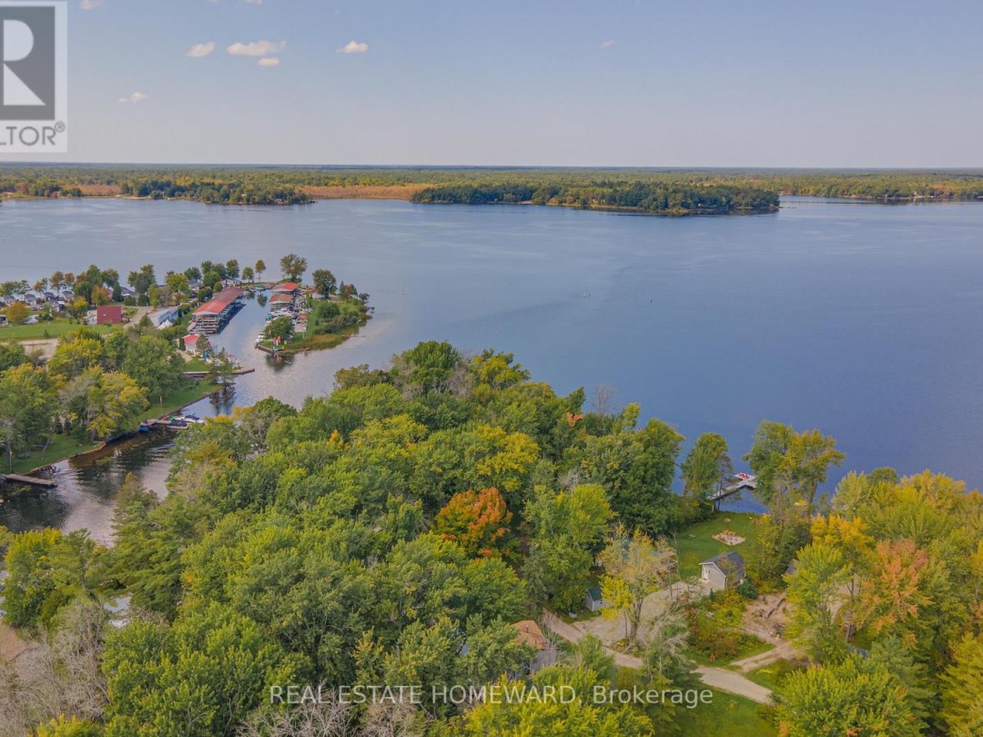 1046 Bea Dale Lane N, Sparrow Lake