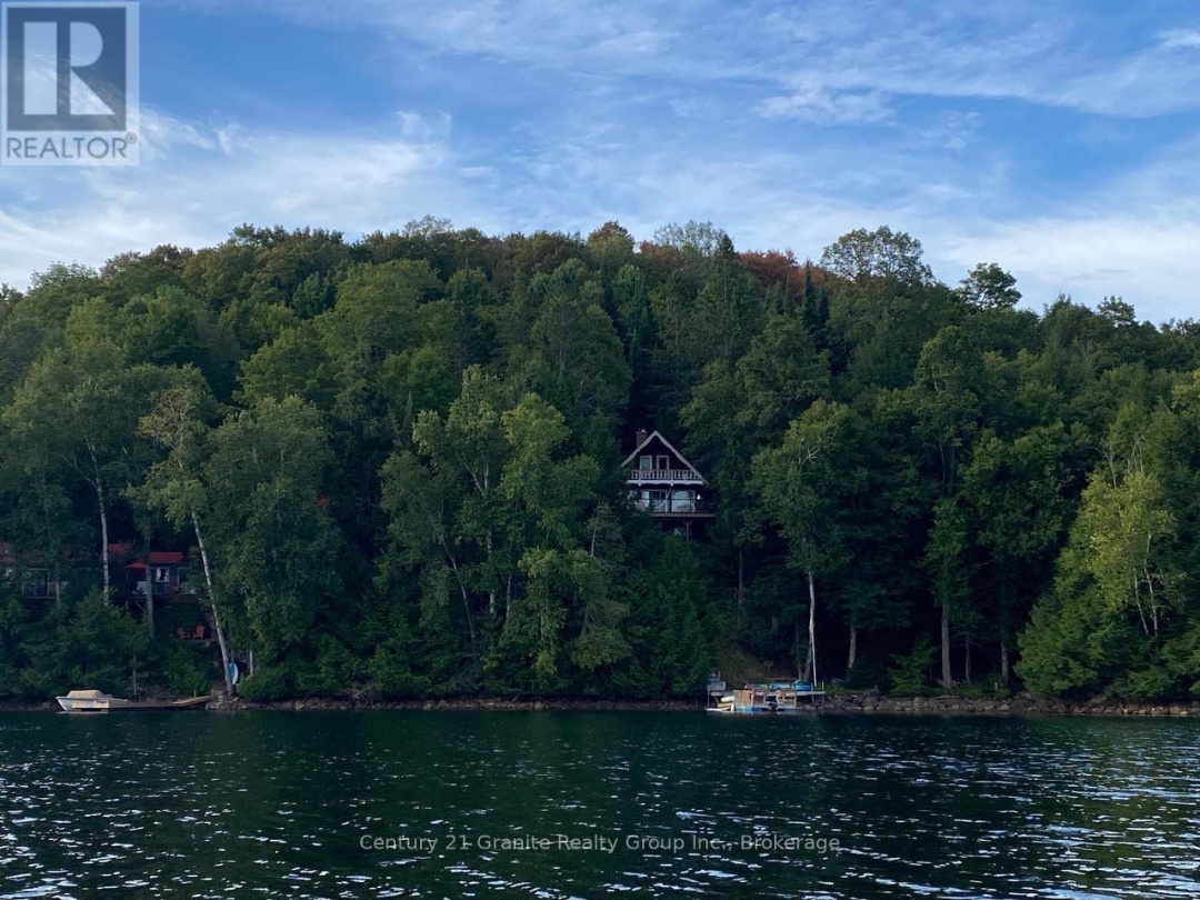 1038 BROKEN PADDLE ROAD, 