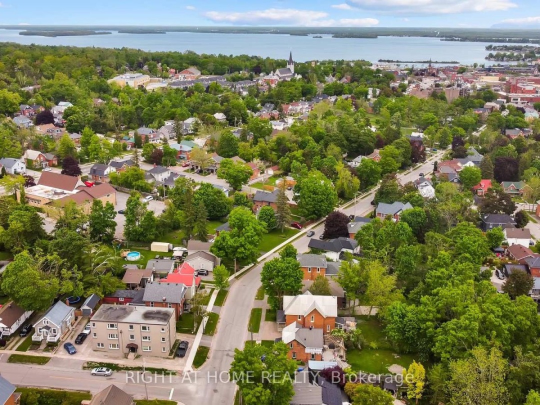 182 Nottawasaga Street, Orillia