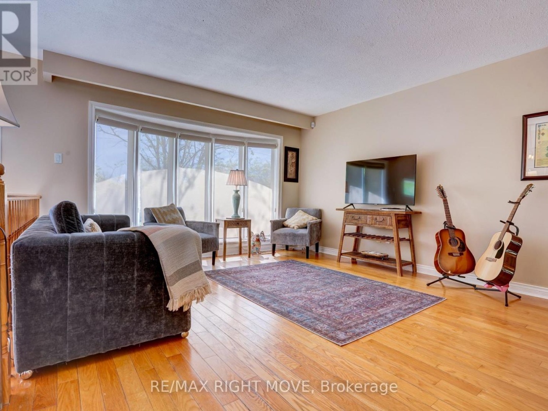 363 Tallwood Drive, Orillia