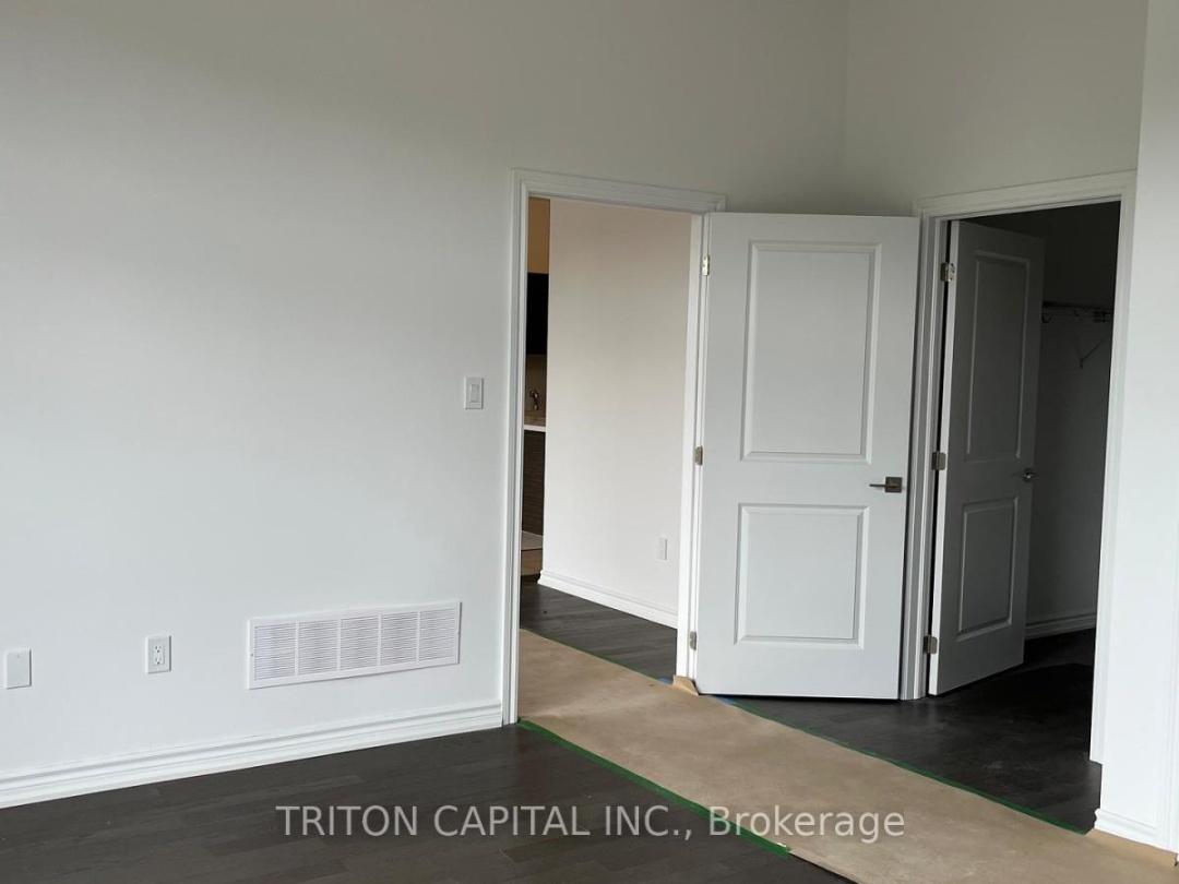 5 TURNBERRY COURT, 