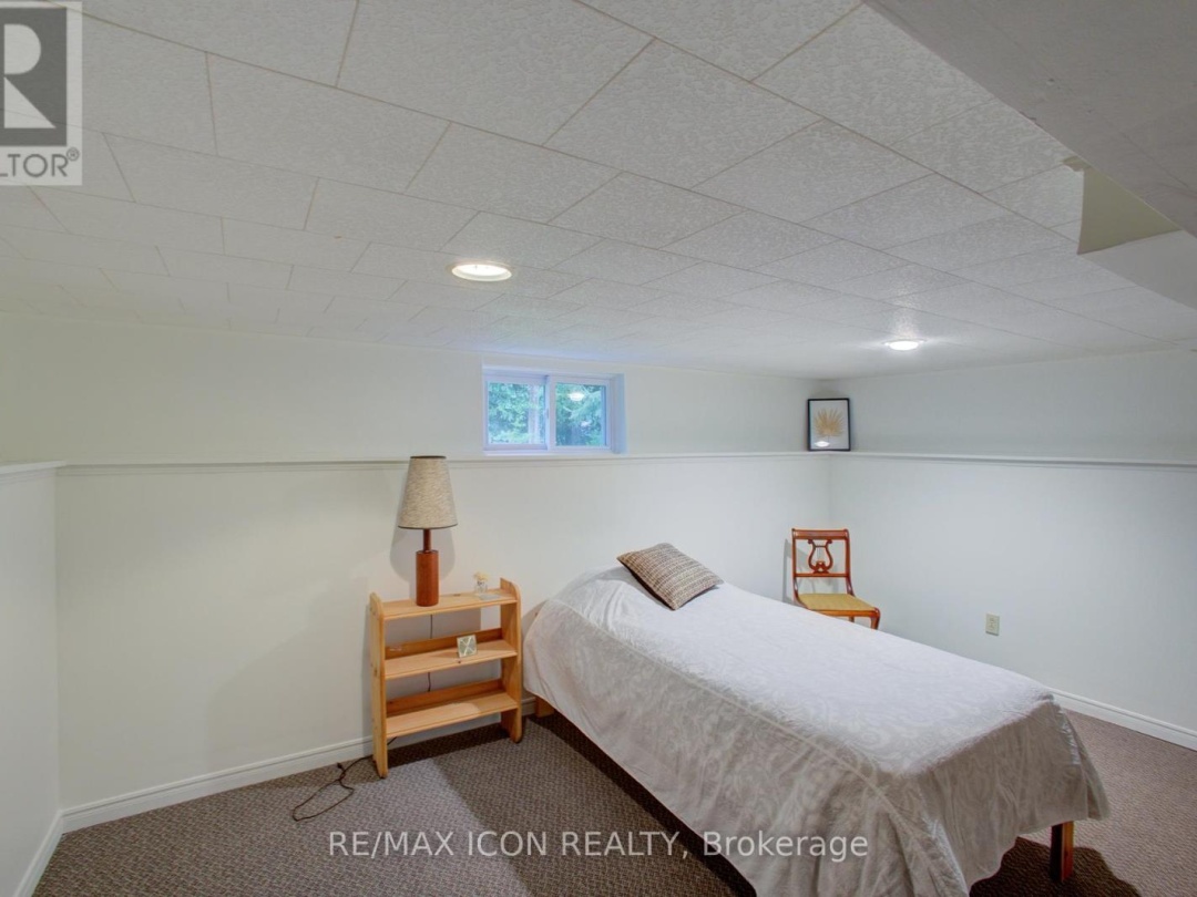 54 SPRINGWOOD CRESCENT, 