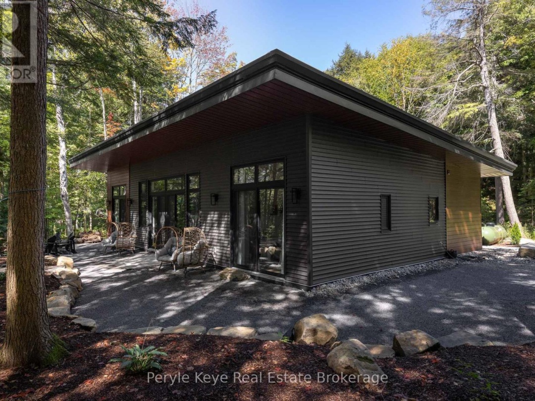 1-1387 OXBOW LAKE ROAD, 