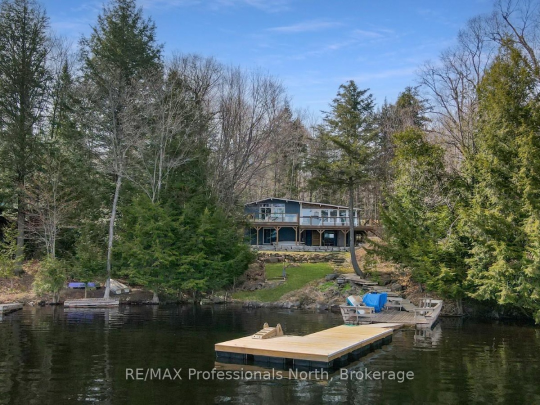 2787 Watts Road, Kennisis Lake