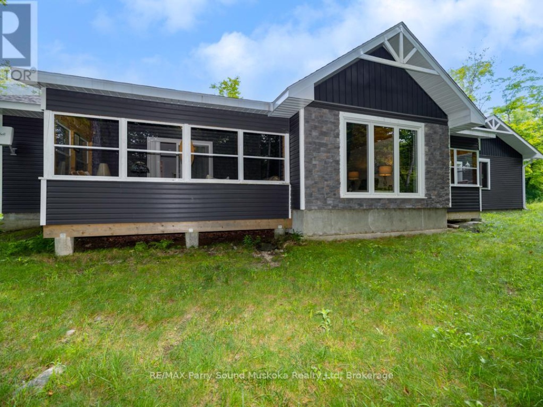 36 LONG LAKE ESTATES ROAD, 