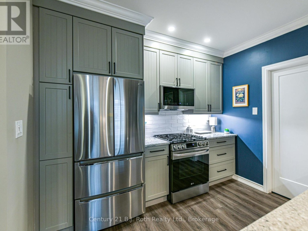 315 - 140 CEDAR ISLAND ROAD, 