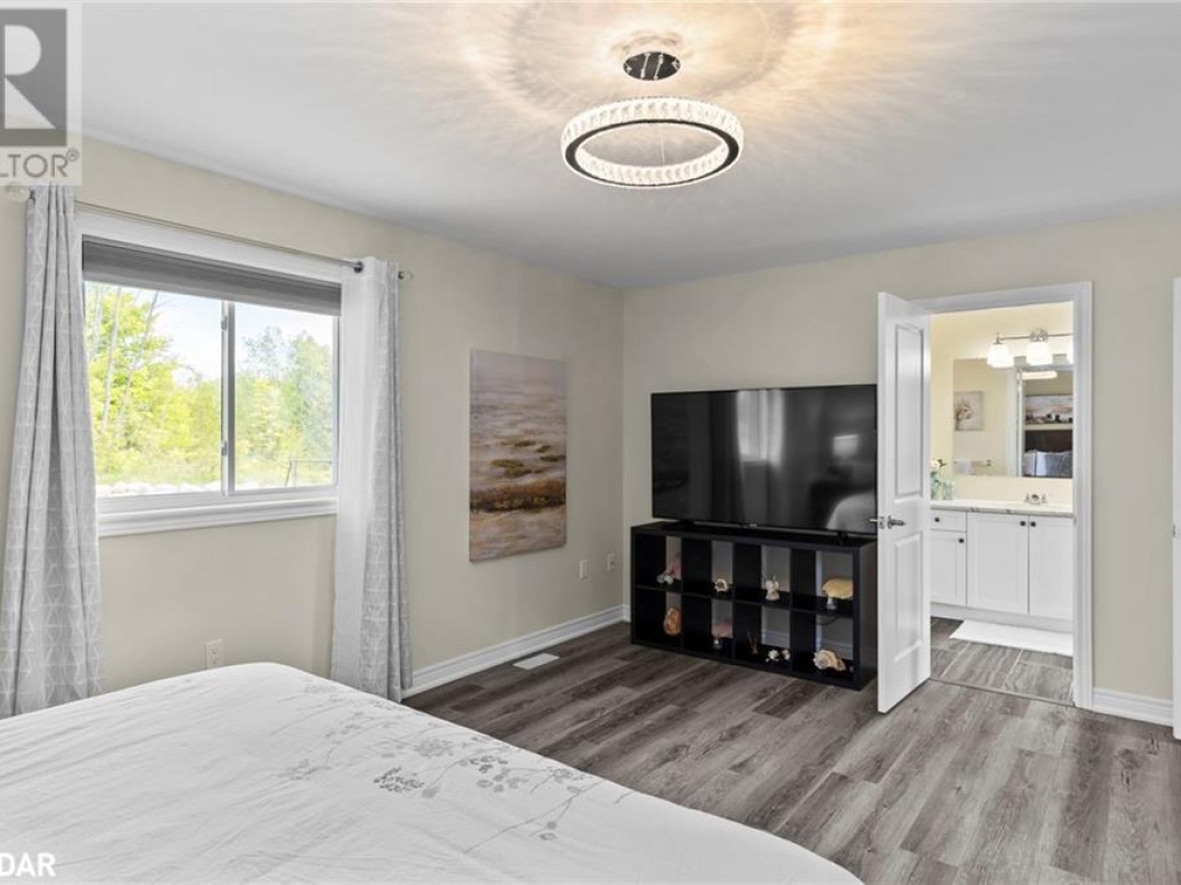 37 EASTON Avenue, Port McNicoll