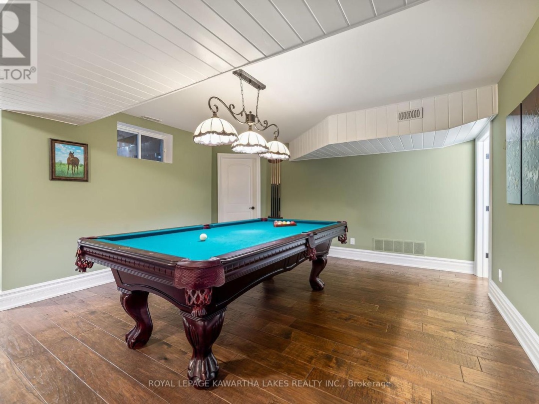 1484 COUNTY ROAD 8, 