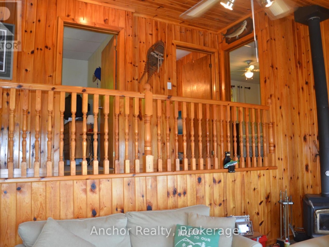 10167 Little Hawk West Sho, Little Hawk Lake