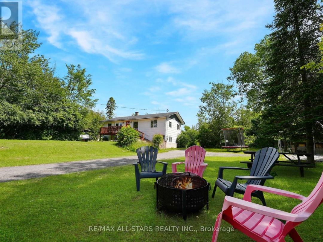43 Sturgeon Glen Road, Sturgeon Lake