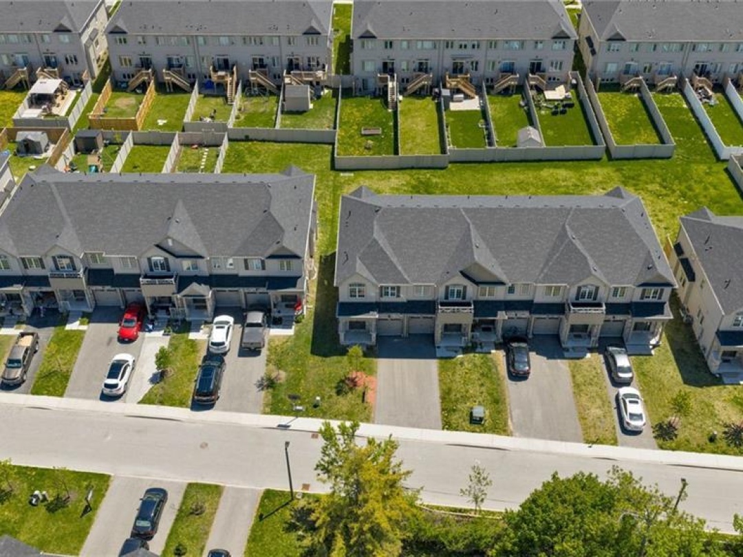 19 Churchlea Mews, Orillia