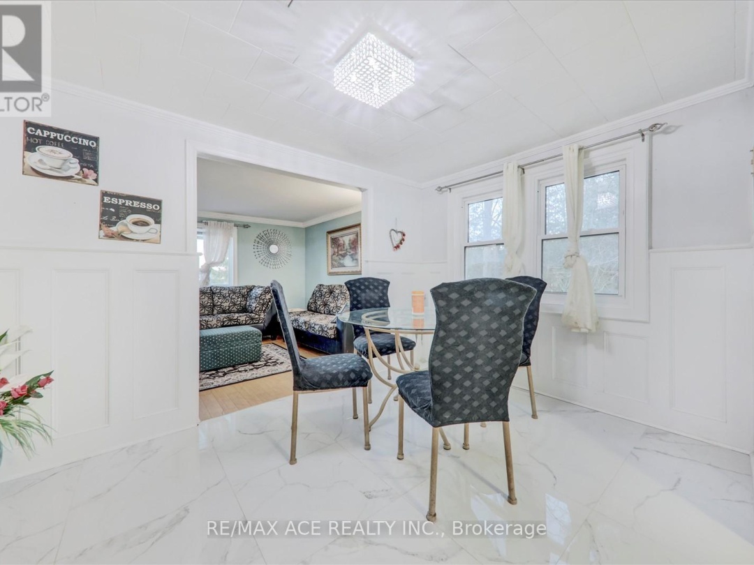 1308 Portage Road, Mitchell Lake