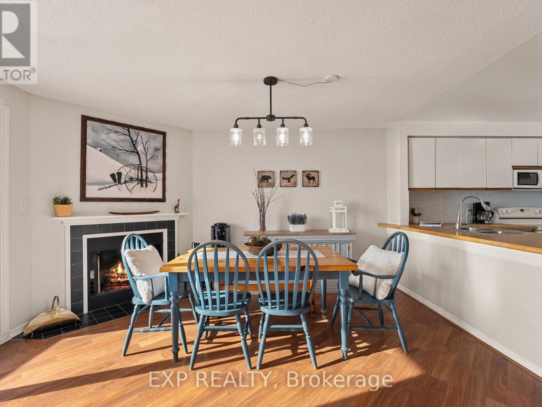 6 12 Turner Drive, Peninsula Lake