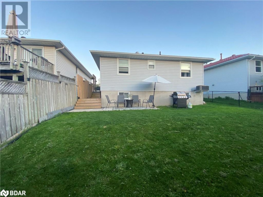 28 Courtney Crescent, Orillia